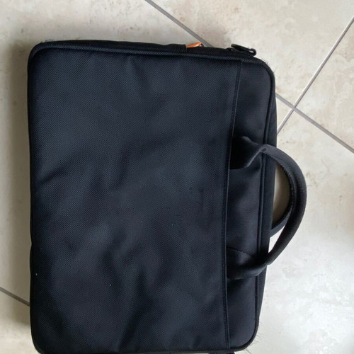 Booq Boa XL laptop bag used up to 15inch black orange