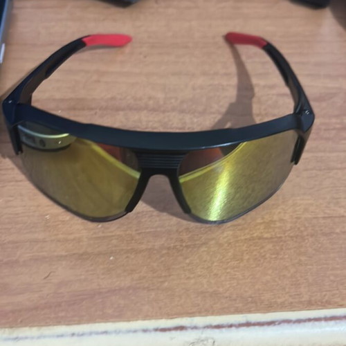 Sunglasses like new