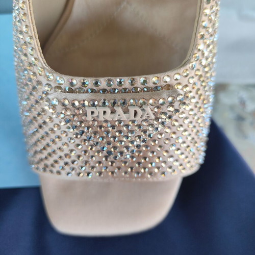 Prada sandals with strass size 39, new, beige satin