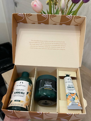 The Body Shop Almond Milk body care gift set new