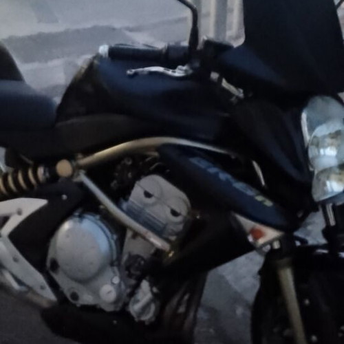 Kawasaki ER6 650cc motorcycle, 66000km, leather accessories