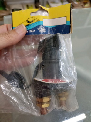 Генерален превключвател за батерия на лодка Osculati нов