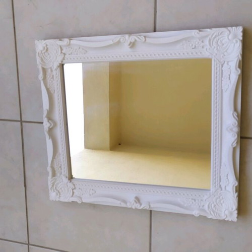 Mirror plastic frame like new