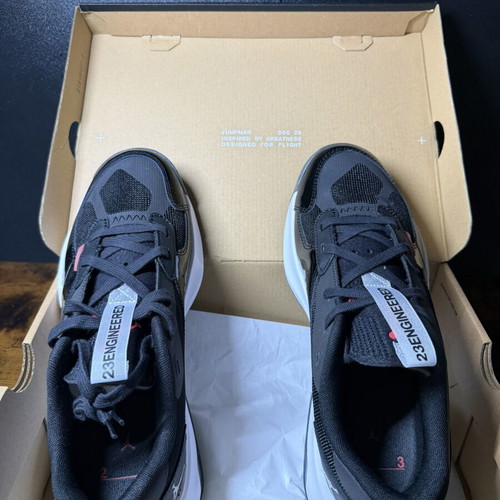 Jordan Air 200E sneakers, black fire red, size 44.5
