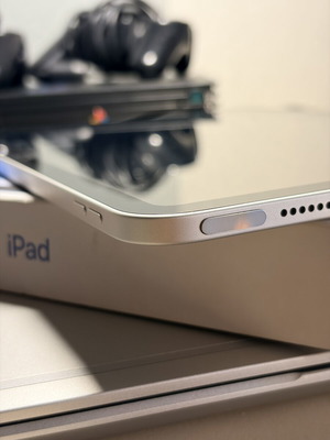 Apple iPad 11" 2025 Silver, 6GB RAM, 128GB, A16 processor