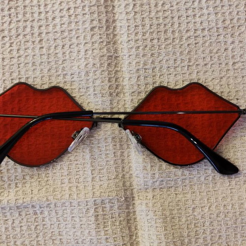 Solo-Solis NDL6006 sunglasses new, red UV400 Cat.2 lenses