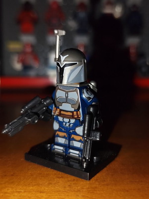Φιγούρα Death Watch Mandalorian (V1) με αξεσουάρ
