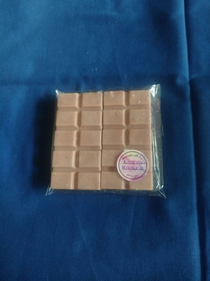 Handmade Wax Melt Bar with Salted Caramel Scent and 2 Pieces