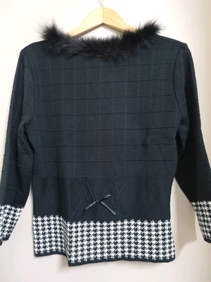 Women's merino wool sweater 3/4 sleeve like new, black size L