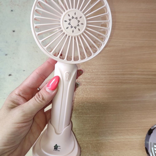 Mini fan with USB charging and phone holder, pink, new