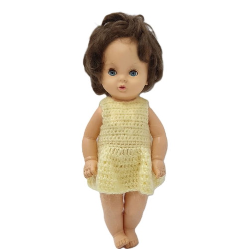 Ideal doll 1970s with original hand-knitted dress