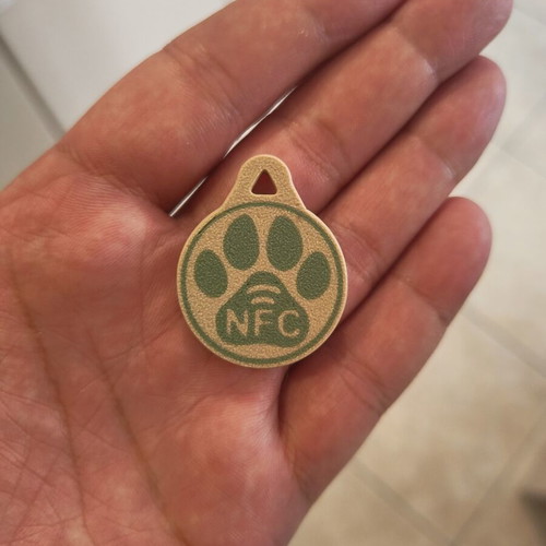 Smart Pet Tag NFC with paw design