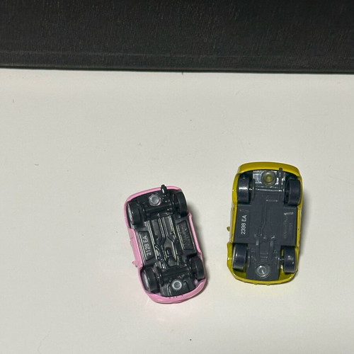 Disney Cars metal toy cars like new, set of 2, 1:55 scale