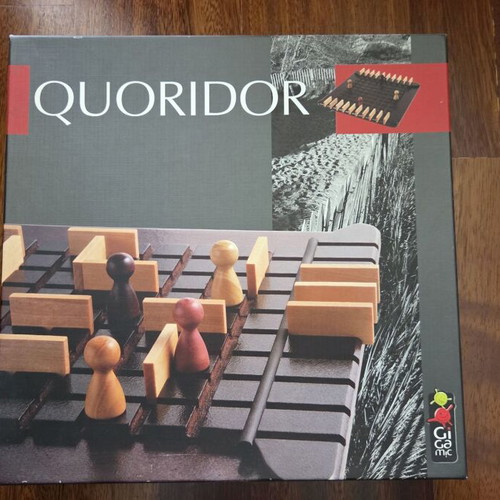 Quoridor board game like new