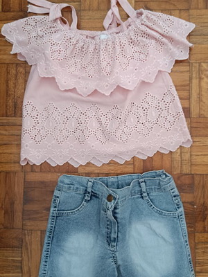 Girls' set with denim shorts and pink lace top, like new, 5 years