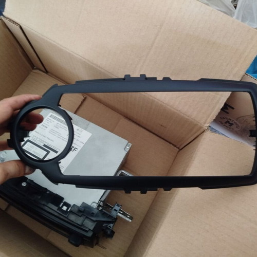 Yaris Xp13 Radio Frame like new, genuine Toyota