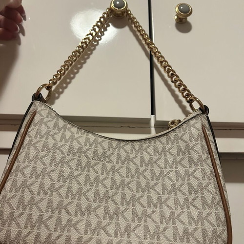 Τσαντάκι Michael Kors χειρός λευκό με χρυσή αλυσίδα σαν καινούργιο