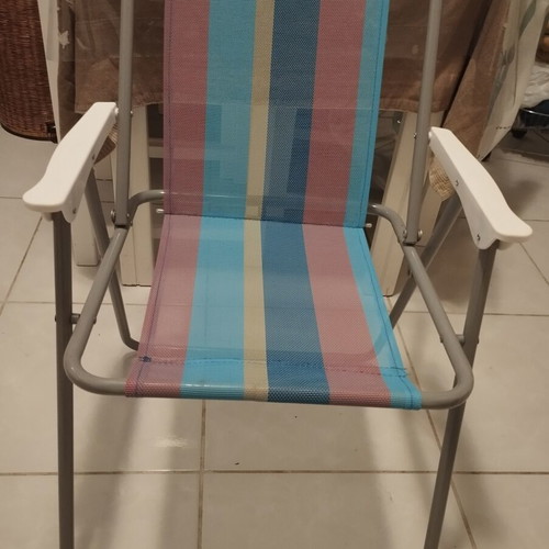 Beach chair like new, height 24cm