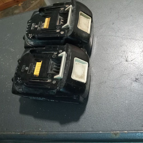 Makita BL1850B 18V 5.0Ah lithium-ion batteries used, pack of 2
