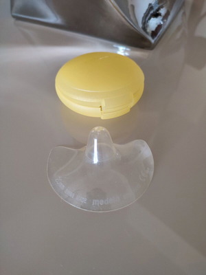 Medela 20mm nipple shield new with case