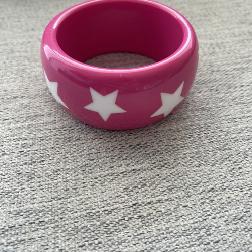 Pink Star Acrylic Bangle Bracelet new, chunky and lightweight