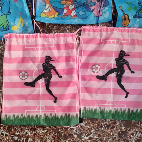 Παιδικές τσάντες πλάτης πουγκί με σχέδια Stitch και ποδόσφαιρο, σετ 7