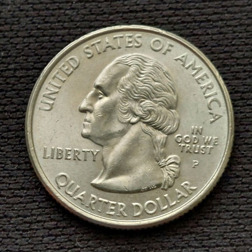 1/4 Dollar 2000 coin from USA used