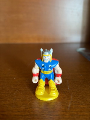 Thor Kinder Toy 2008 used