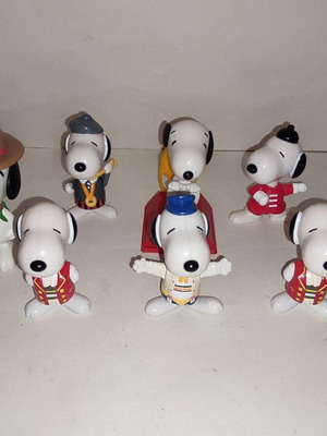 Snoopy McDonald's Happy Meal 1999 figures like new