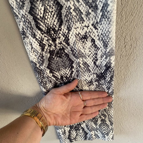 Zara Animal Print High Waist Ankle Pants like new, size S