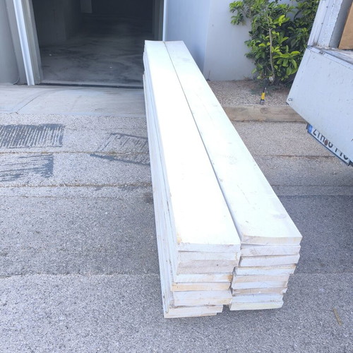 Wooden boards for outdoor use pack of 25 like new 365×24.5×4.5 cm