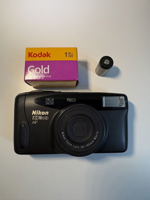 Nikon Zoom 500 AF film camera with Kodak Gold 36/200 film