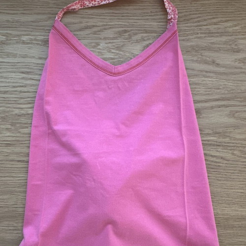 Attrattivo backless top with floral bow, pink, size S