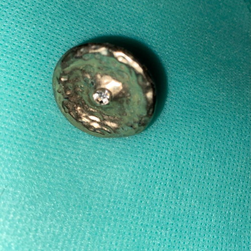 Women's ring used, gold-colored