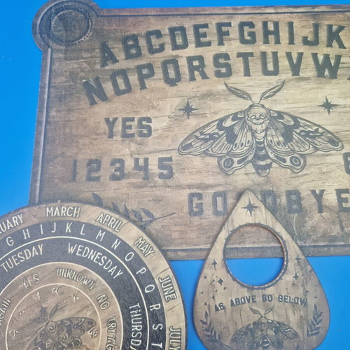 Ouija set wooden spirit board like new, vintage gothic occult design