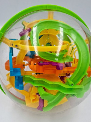 3D Puzzle Labyrinth like new