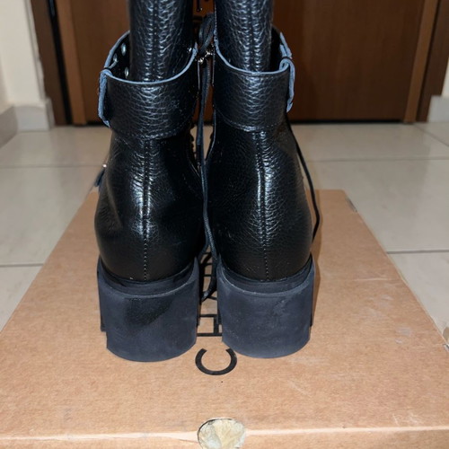 Charles leather boots new, size 37, with studs and laces