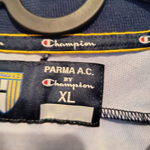 Parma jersey with printed signatures like new, 2002 Italy cup