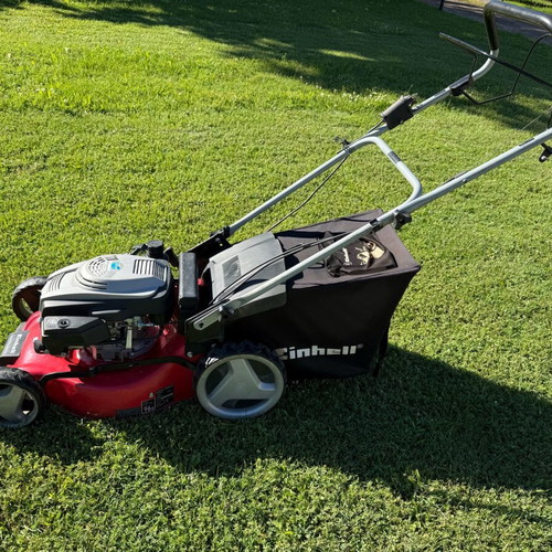 Petrol Brush Cutter like new, serviced