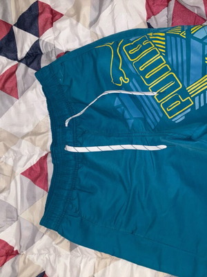 Puma μαγιό σαν καινούργιο, μέγεθος medium, πράσινο