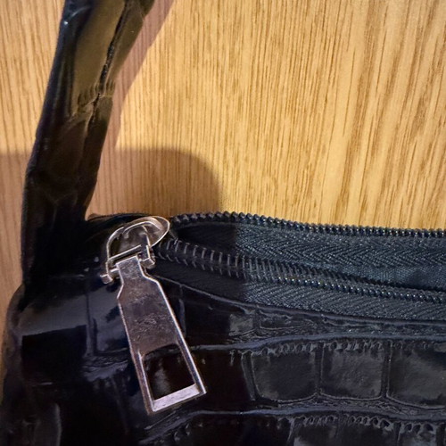 Black shoulder bag like new