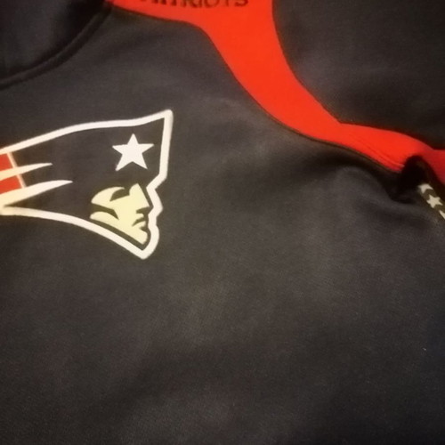 NFL Team apparel teen hoodie like new, Patriots