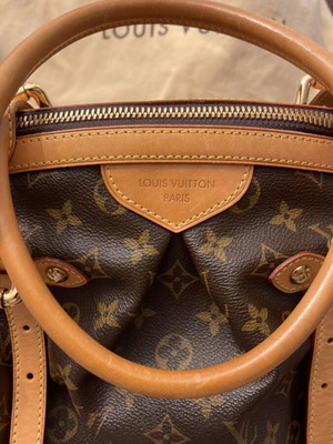 Louis Vuitton Tivoli GM handbag like new, brown, large size