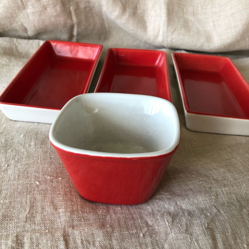 Small table dish used, set of 4 pieces