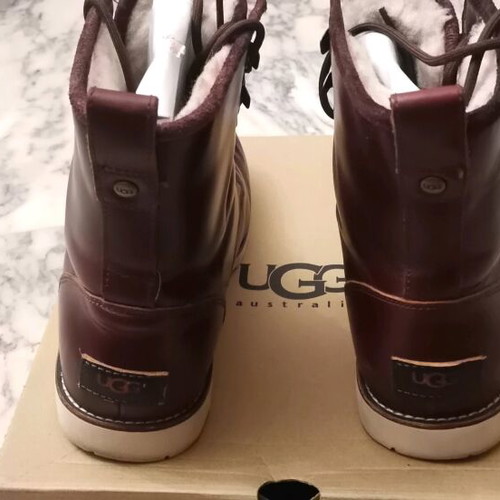 Ugg Hannen boots like new, size 42, brown
