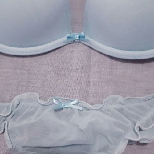 Zara Ousho lingerie set 80B bra and medium/large thong, new, elastic tulle, light blue