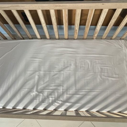 Bébéjou Baby Cot Convertible Like New with Mattress 0.75x1.40 m