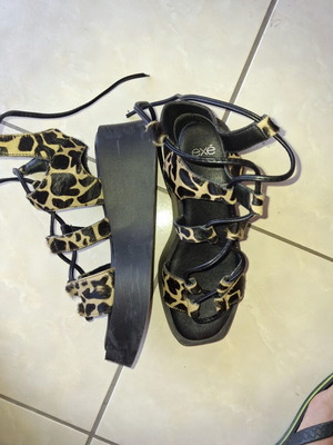 Exe platform sandals, black and beige, size 39