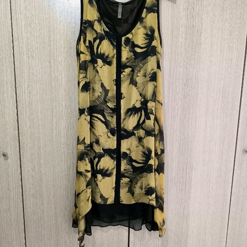 Summer dress airy like new, black and yellow, size L