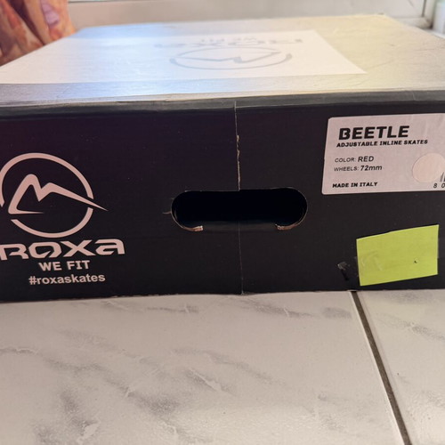 Roxa Beetle Inline Skate Junior like new, adjustable size, red